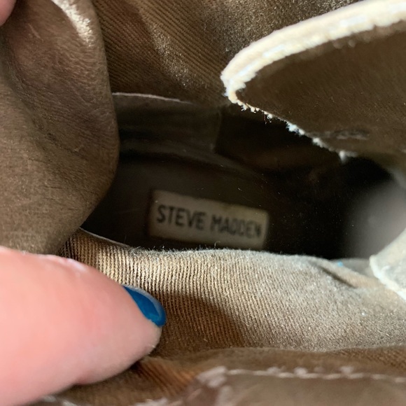 STEVE MADDEN Suede Platform Boots ๐ค - Picture 7 of 8